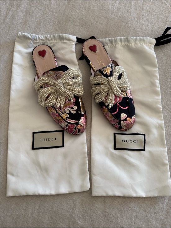 Gucci Shoes - GUCCI Princetown Pearl Bow Mules